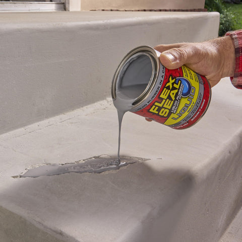 Flex Seal Liquid roll application demonstrates fast even coverage on flat surfaces.