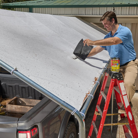 Flex Tape instantly blocks water, air, and moisture to form a watertight barrier.