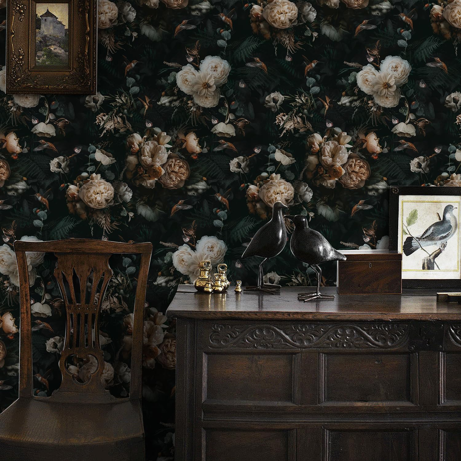 Floralplus soft, matte finish enhances elegance and practicality.