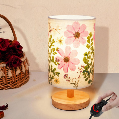 Floresita lamp ships ready to assemble with a 30-day warranty and support.