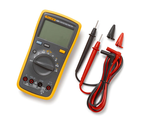 Fluke 15B+ display with large readout for easy readings in dim light.