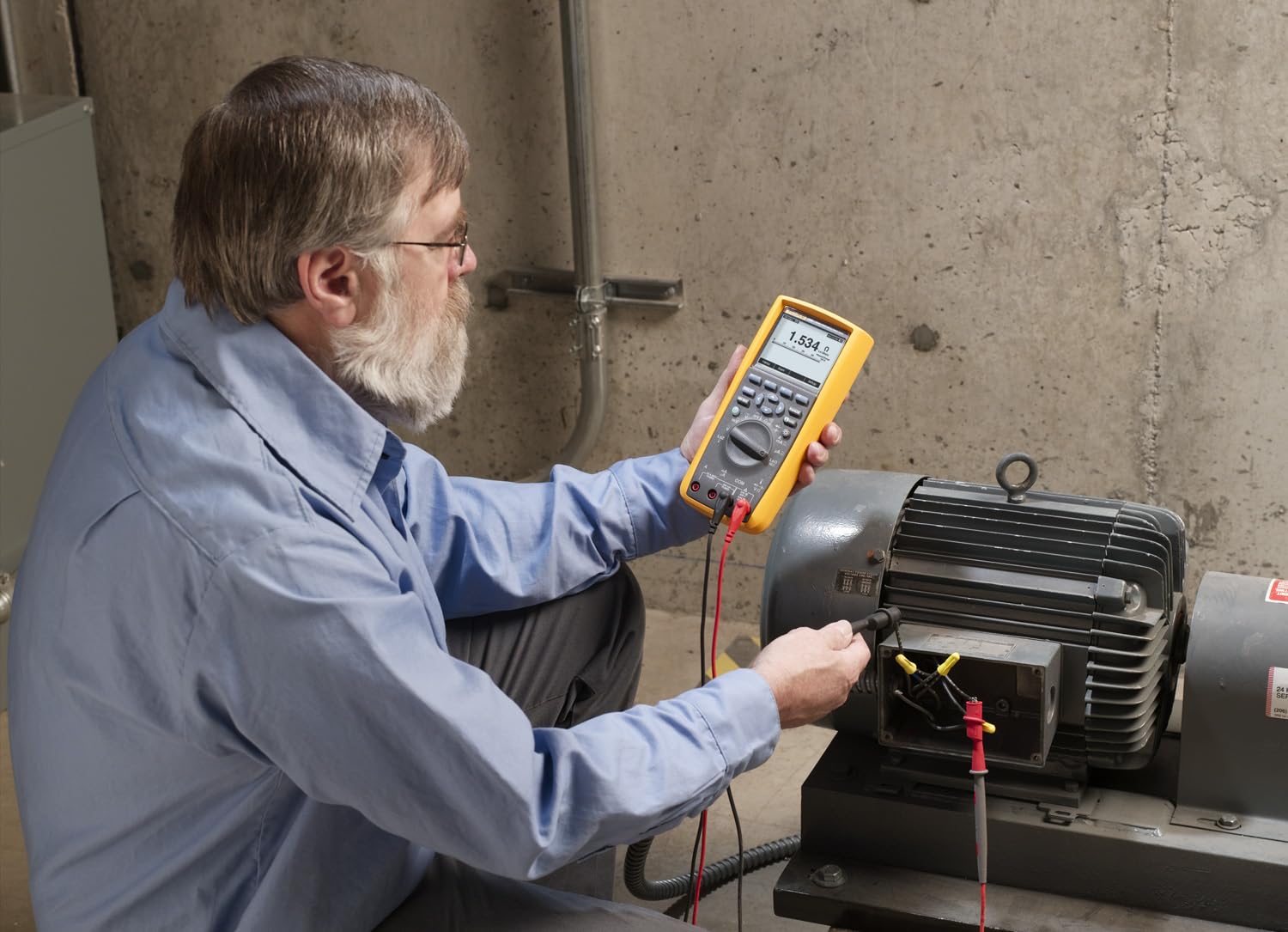 Fluke 289 includes TL71 silicone test leads for immediate testing.