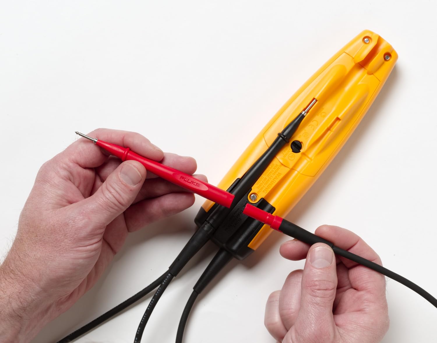 Fluke T+PRO rotary field indicator aids three-phase troubleshooting