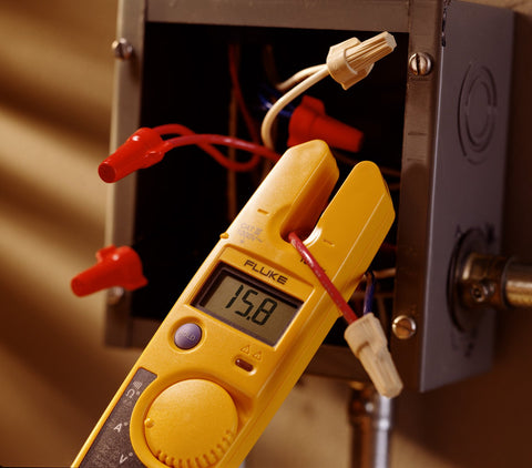 Fluke T5-600 drop-tested body endures rough job-site use.