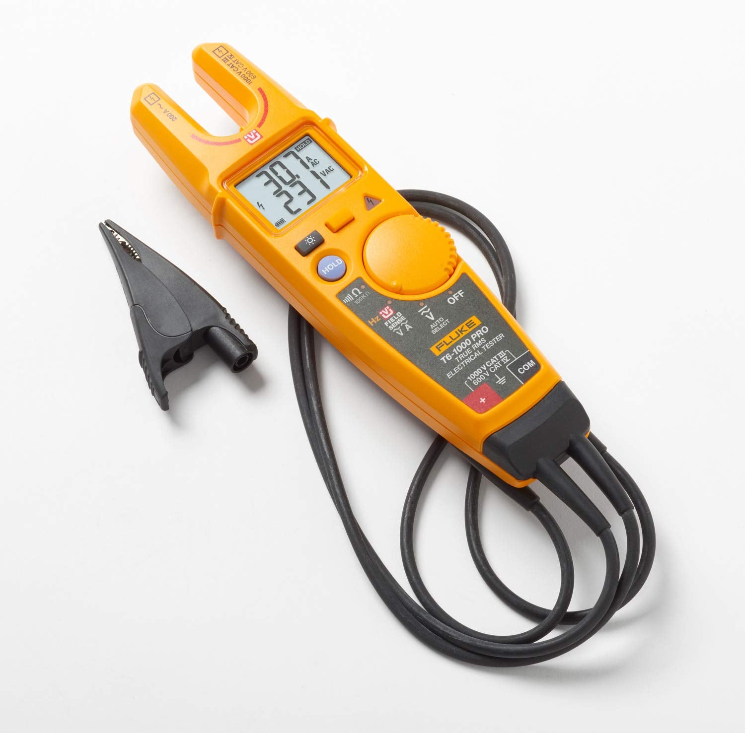 Fluke T6-1000 PRO display shows simultaneous voltage and current readings
