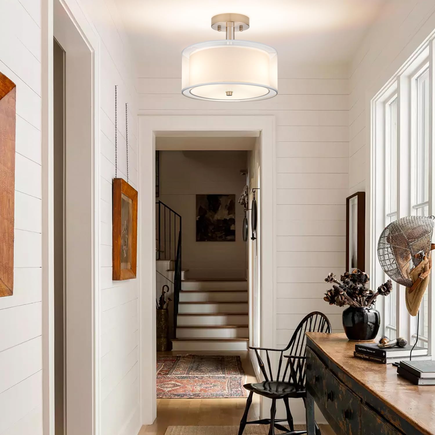 FOLKSMATE fixture provides balanced illumination for comfortable evenings.