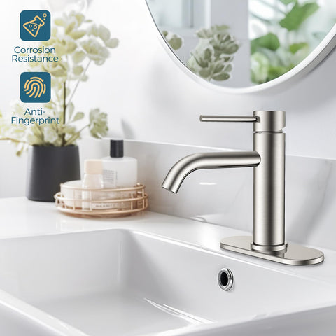 FORIOUS single-handle operation close-up highlights easy temperature and flow control.