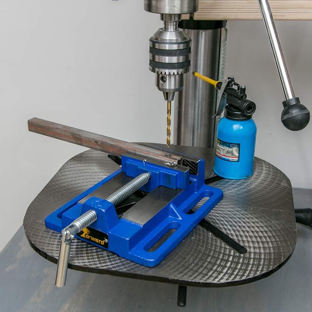 Forward Q196A portable, lightweight vise supports light duty tasks anywhere.