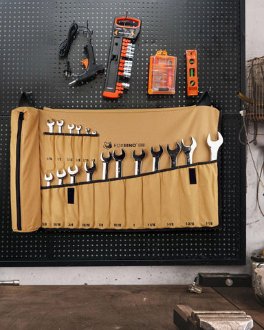 Foxrino wrench roll 17-slot layout fits SAE and metric sets.