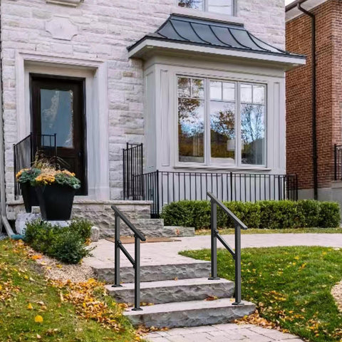 FOYUEE handrail mounts on wooden steps with solid anchoring