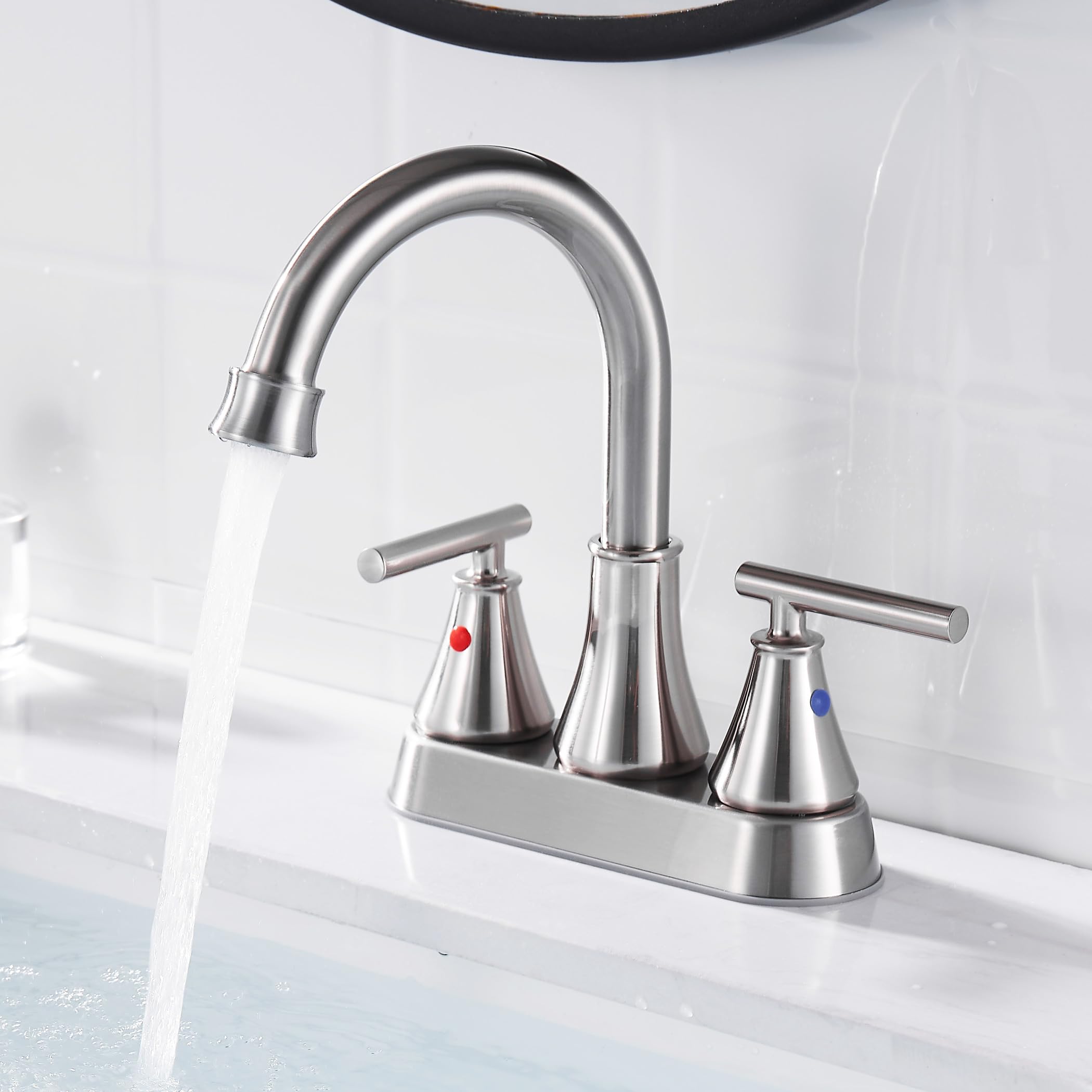 Fransiton fingerprint-resistant brushed nickel finish resists water spots
