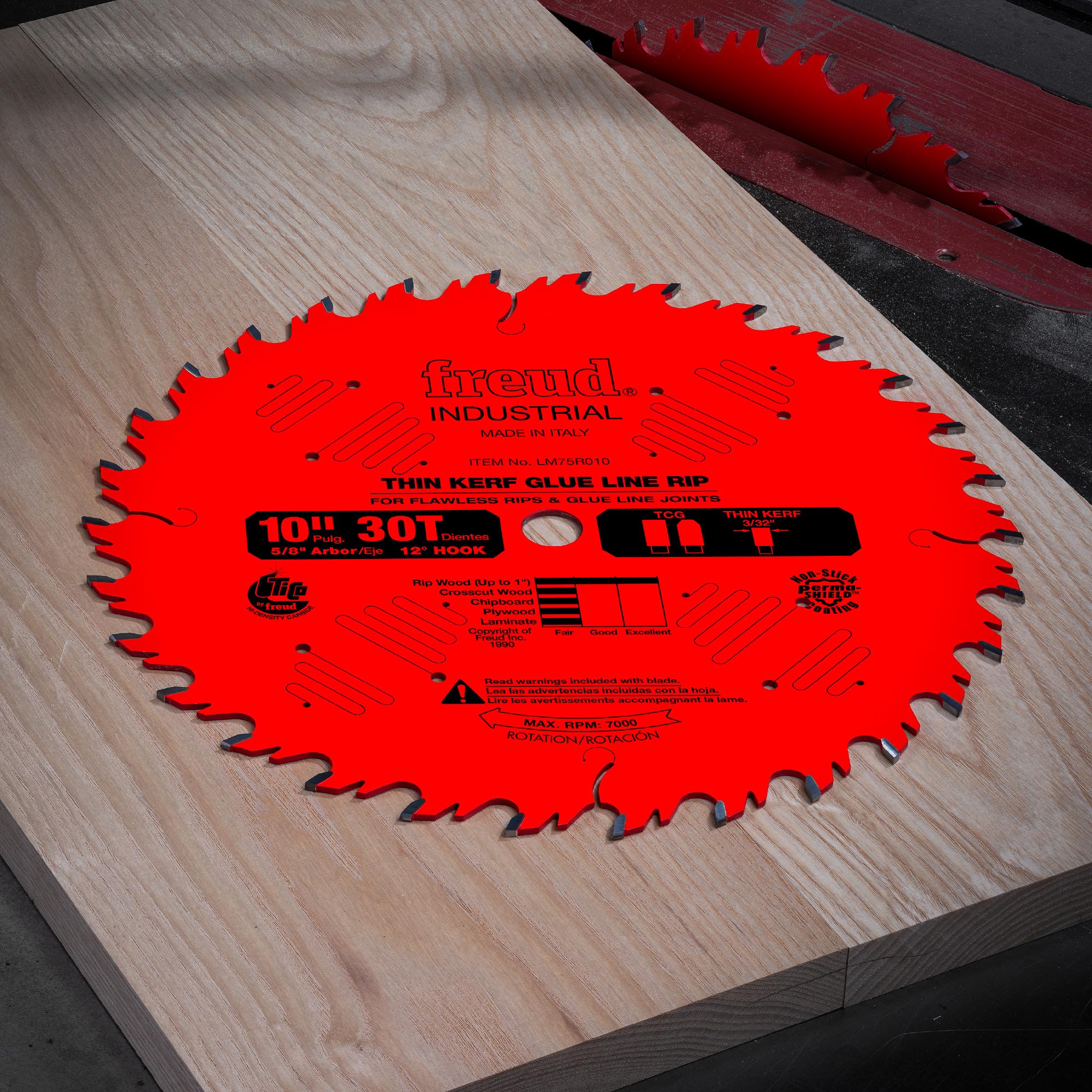 Freud blade works with stock from 1/8 to 1 inch for diverse tasks.