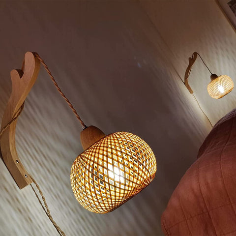 FRIDEKO HOME wooden base wall sconce with natural grain