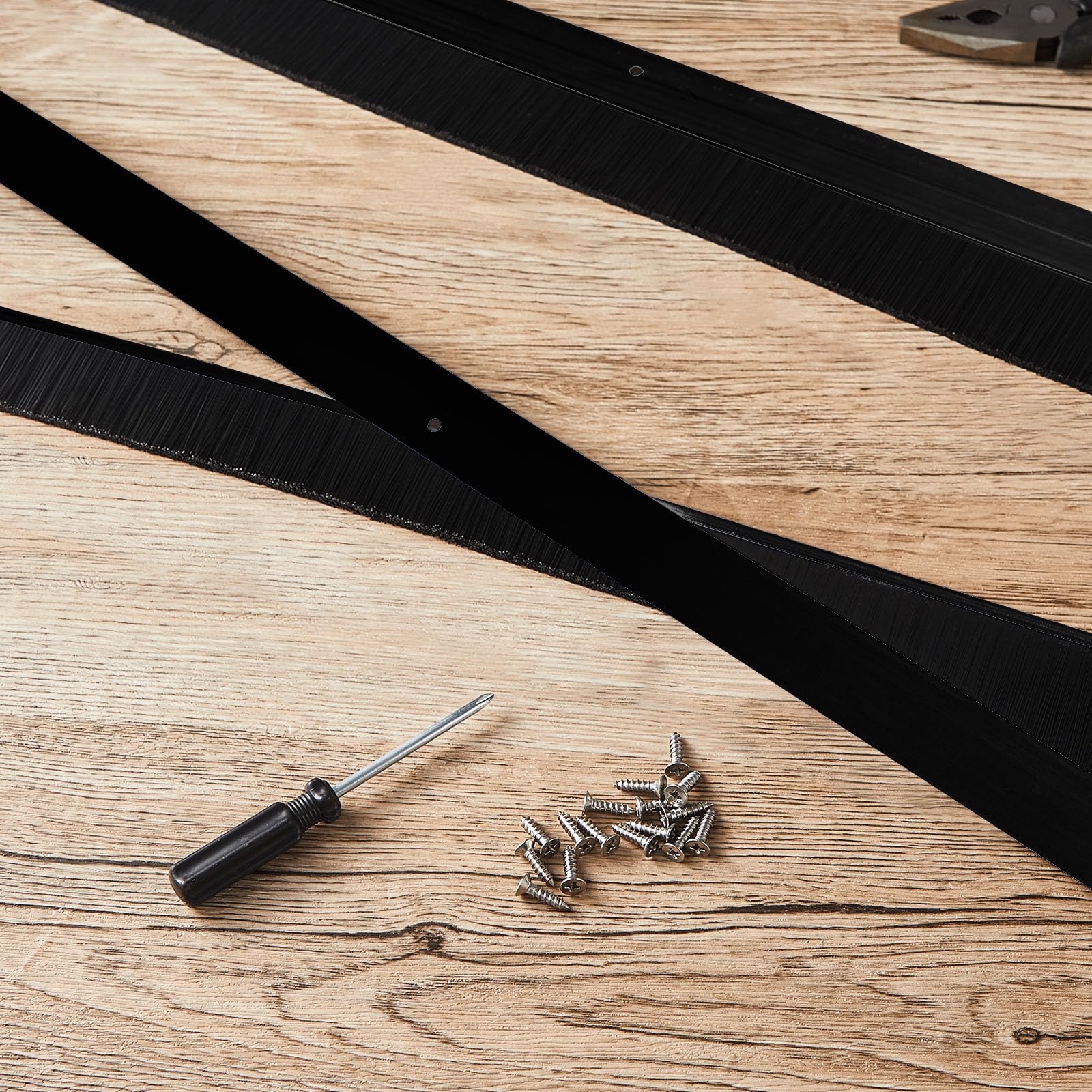 Frienda versatile door sweep for homes, shops, garages and gates.