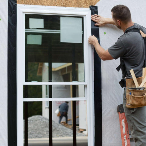FrogTape Pro Grade's split release liner enables precise positioning.
