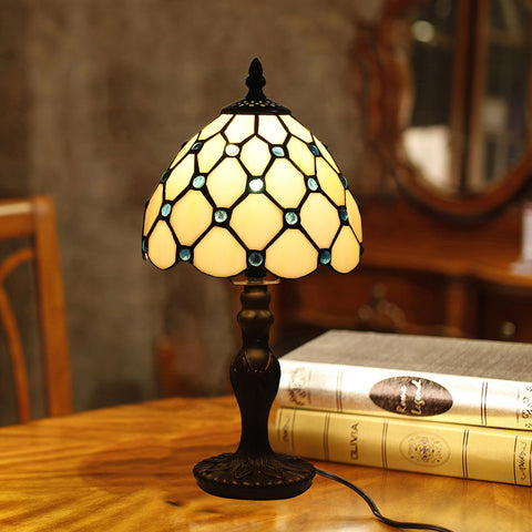 FUMAT Tiffany lamp with durable resin base and refined silhouette.