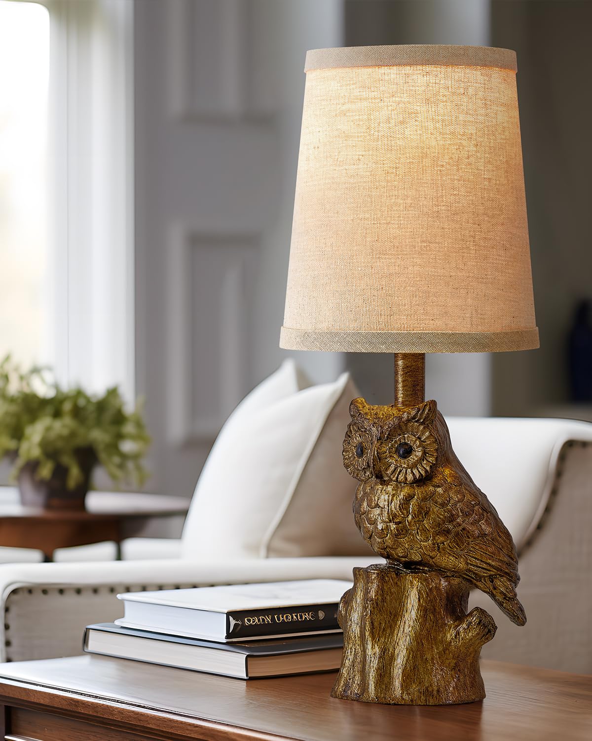 G-SAFAVA farmhouse nightstand light ideal for reading corners.