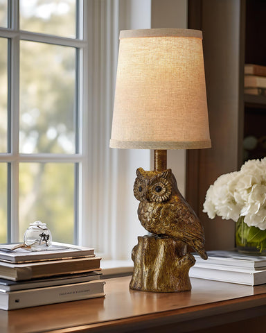 G-SAFAVA gold owl pattern adds charm to a modern bedroom.