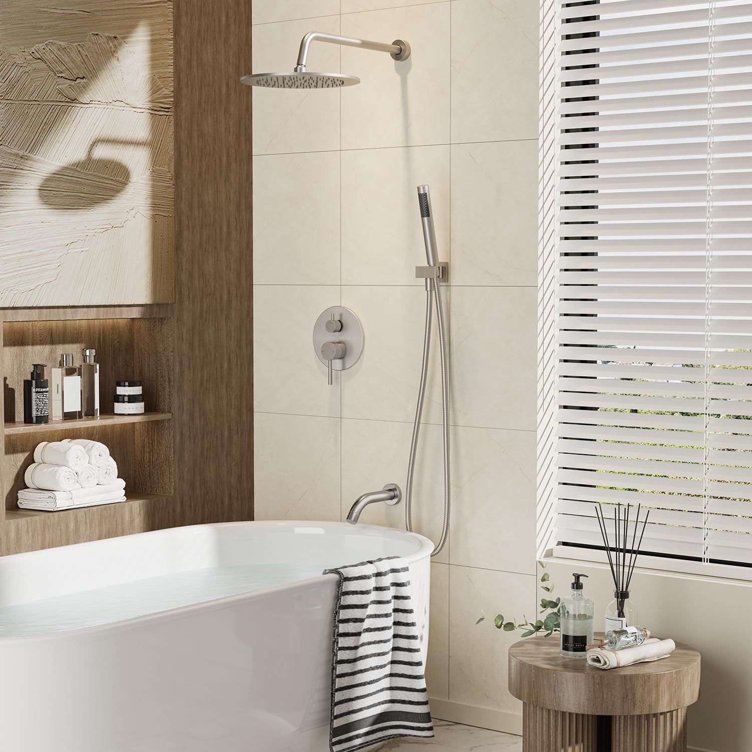 Gabrylly high-pressure handheld showerhead for targeted rinsing and flexibility