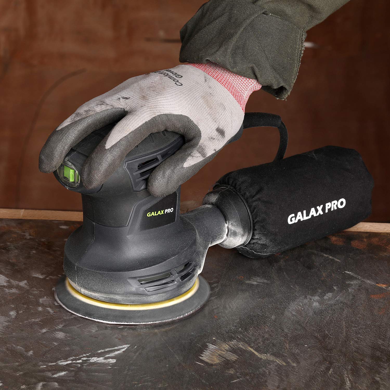 GALAX PRO includes 15 sanding discs in 80, 100, and 120 grits.
