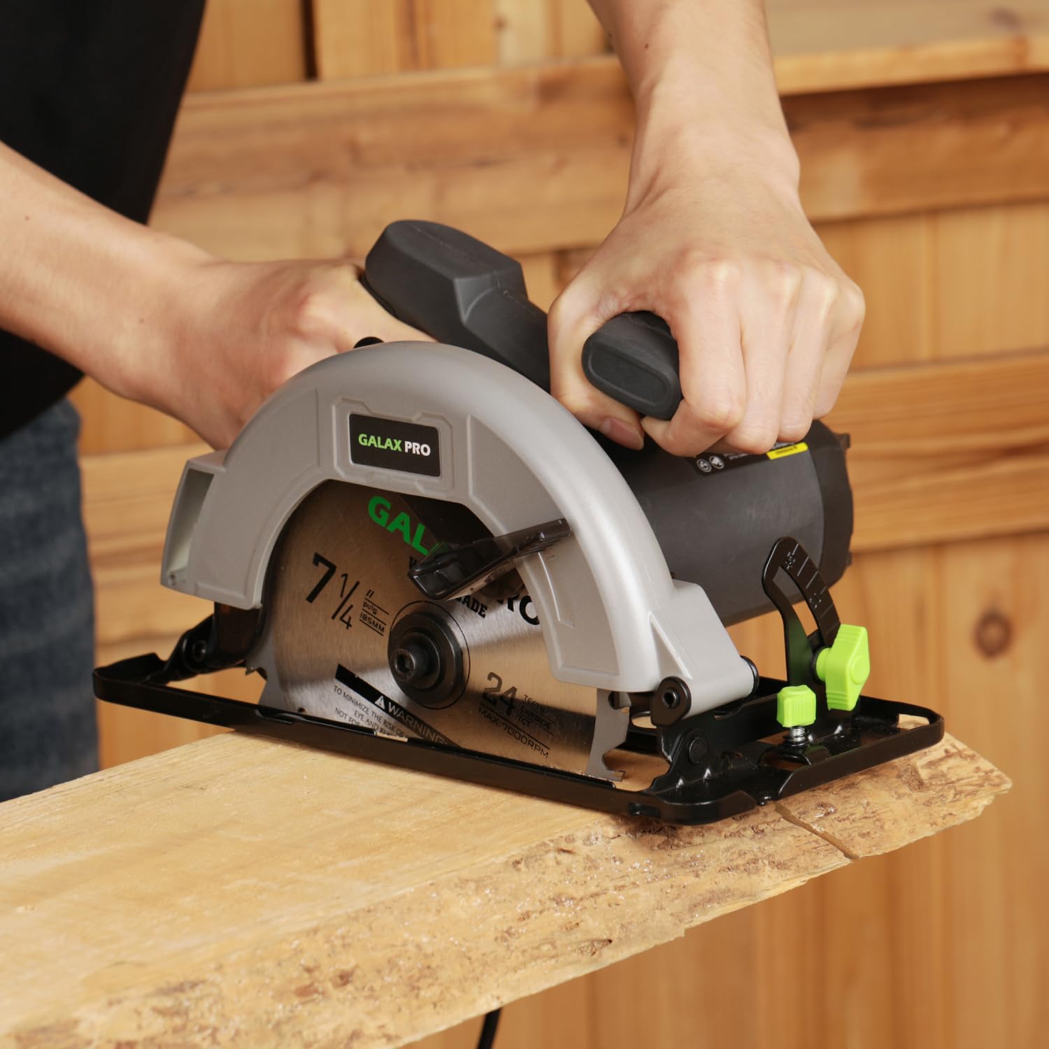 GALAX PRO circular saw package includes guide and manual