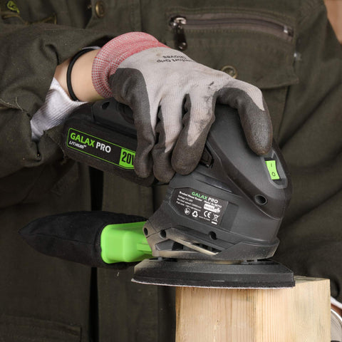 GALAX PRO ergonomic soft grip minimizes fatigue during extended sessions.