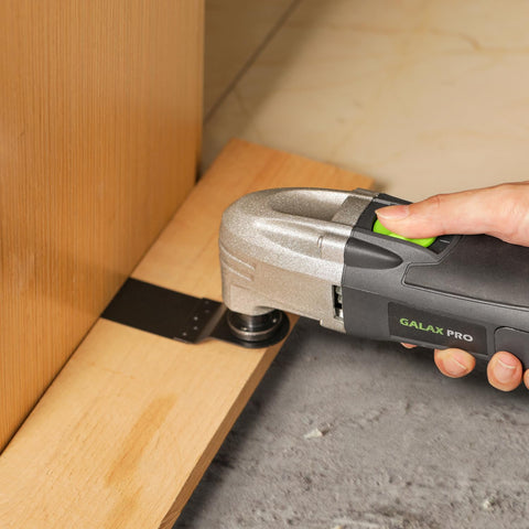 GALAX PRO ergonomic grip ensures comfortable handling in tight spaces