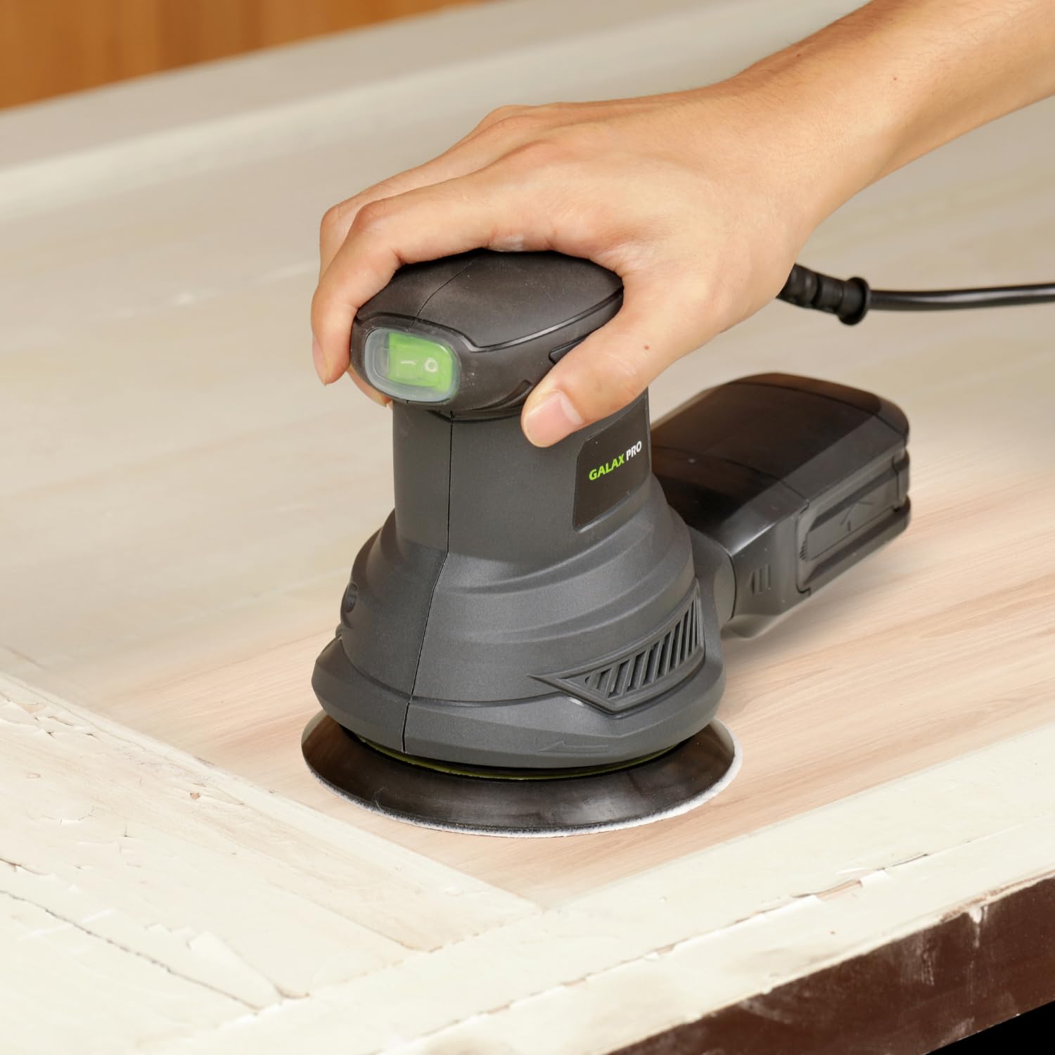 GALAX PRO ergonomic palm sander ready for detailing.