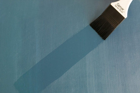 Gamblin Gamvar brush soft-load for even varnish distribution on textured surfaces.