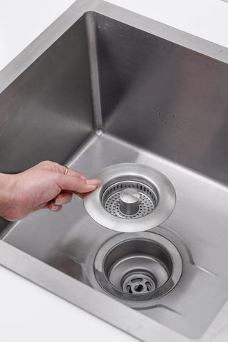 Ganliving anti-clog basket filters scraps to minimize clogs during busy meals.