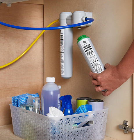 GE FQK2J two-filter set with twist-lock illustrates simple, tool-free installation.