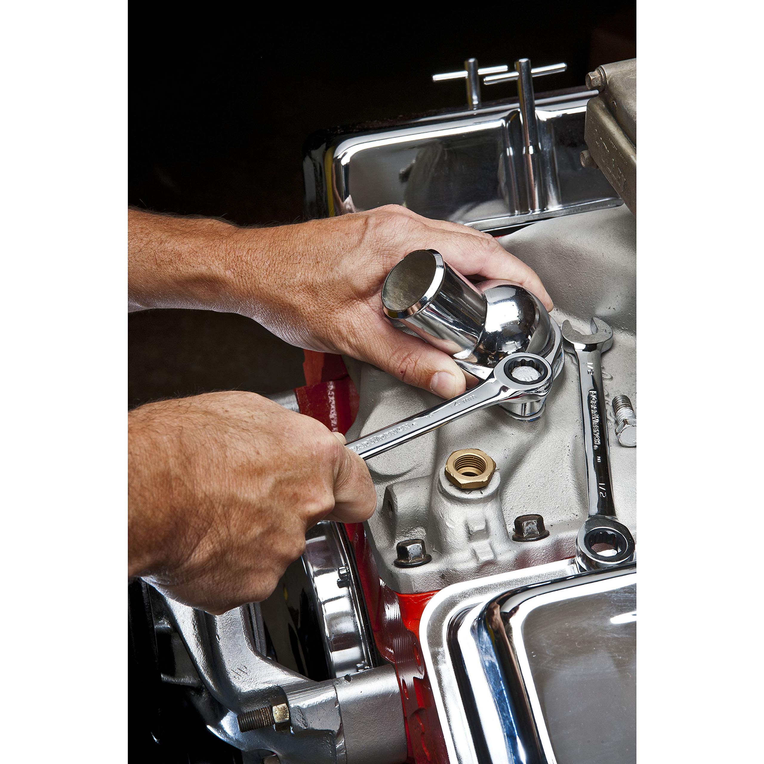 GearWrench 72-tooth ratchet detail for smooth, small-angle moves.