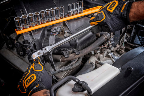 GEARWRENCH 81215XP bright chrome finish cleans easily and resists corrosion.
