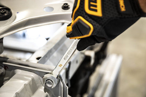 GearWrench 86921 dual-direction open-end versatility in tight spaces