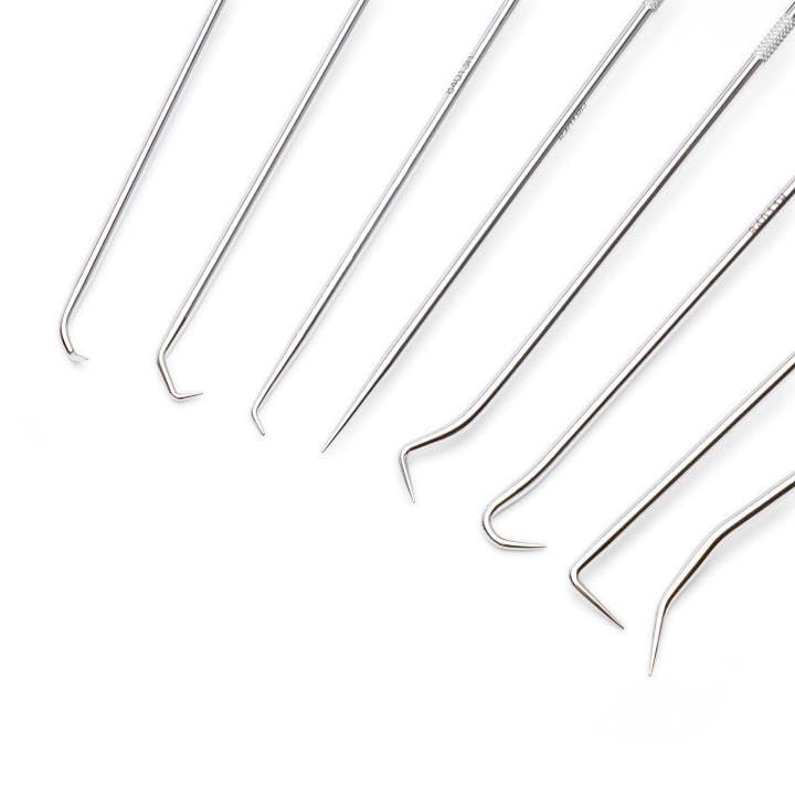 GEARWRENCH 8pc long hook and pick set 84010H closeup blades secured for twist-free use.