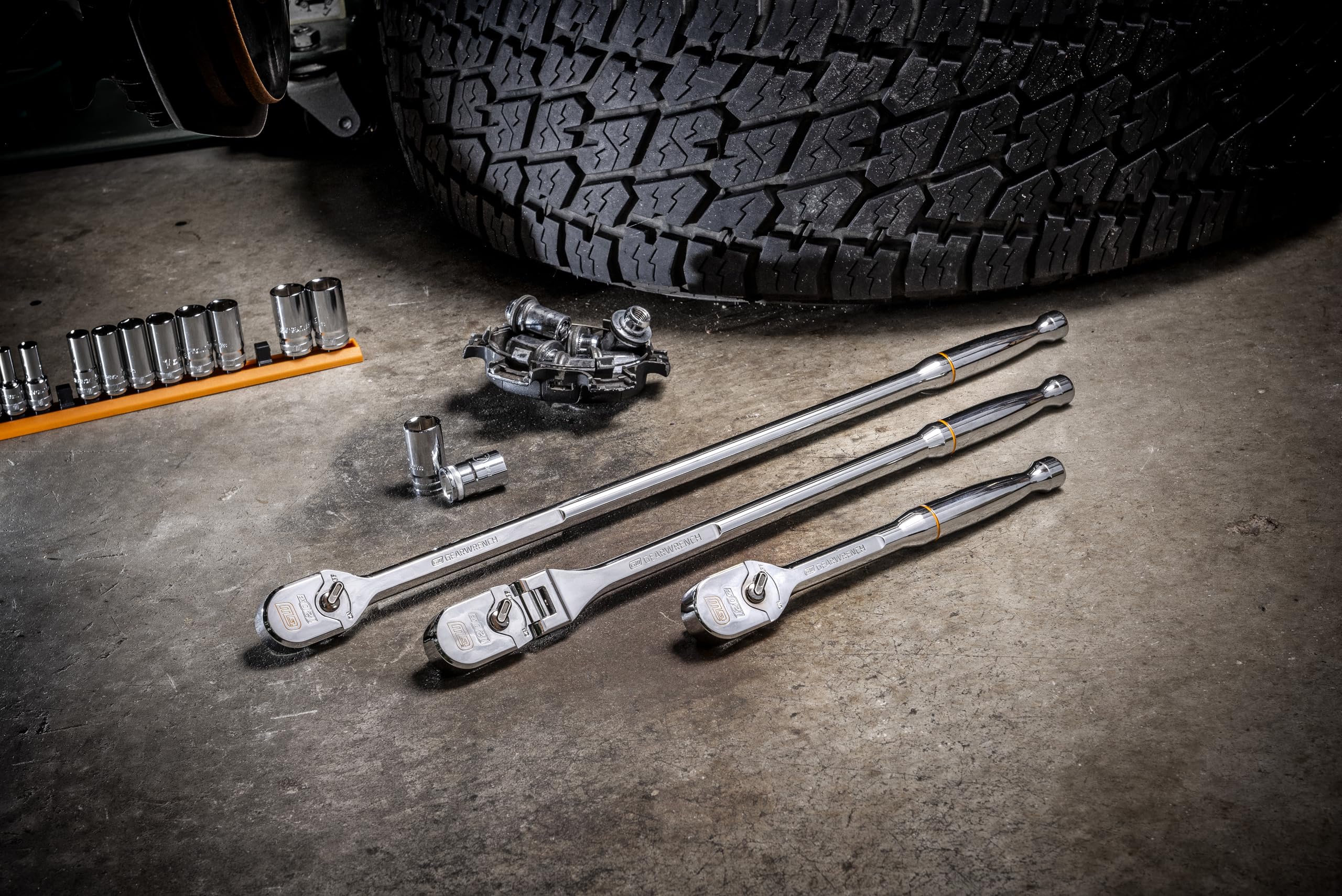 GearWrench full polish chrome finish resists corrosion and cleans easily.