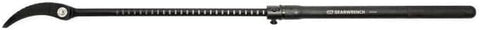 GEARWRENCH pry bar with a 180° rotating head enables flexible positioning.