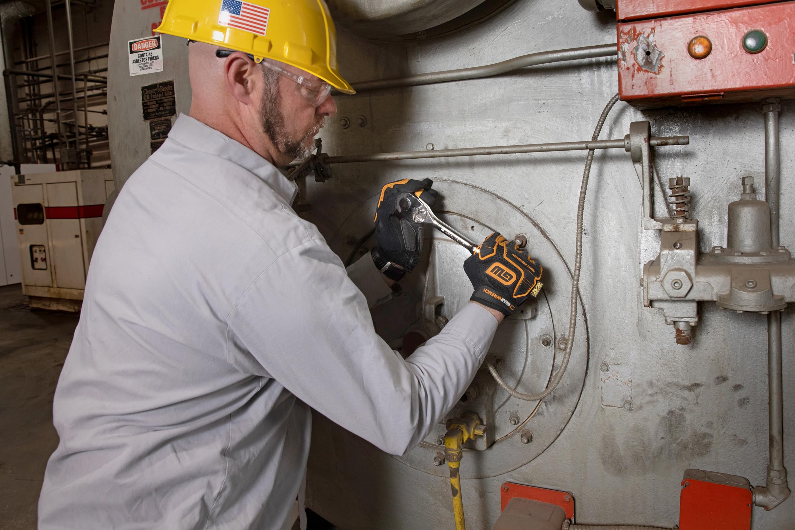 GearWrench tang retention keeps sockets secure during work.