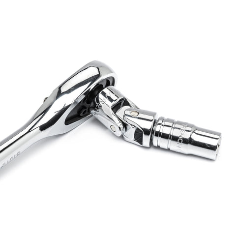 GEARWRENCH universal joint enables flexible reach