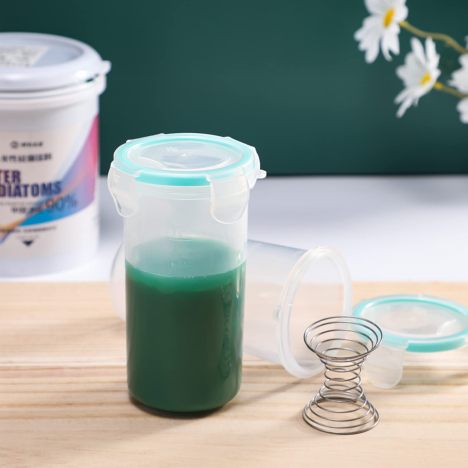 Geiserailie leakproof lids with rubber seals reduce accidental drips