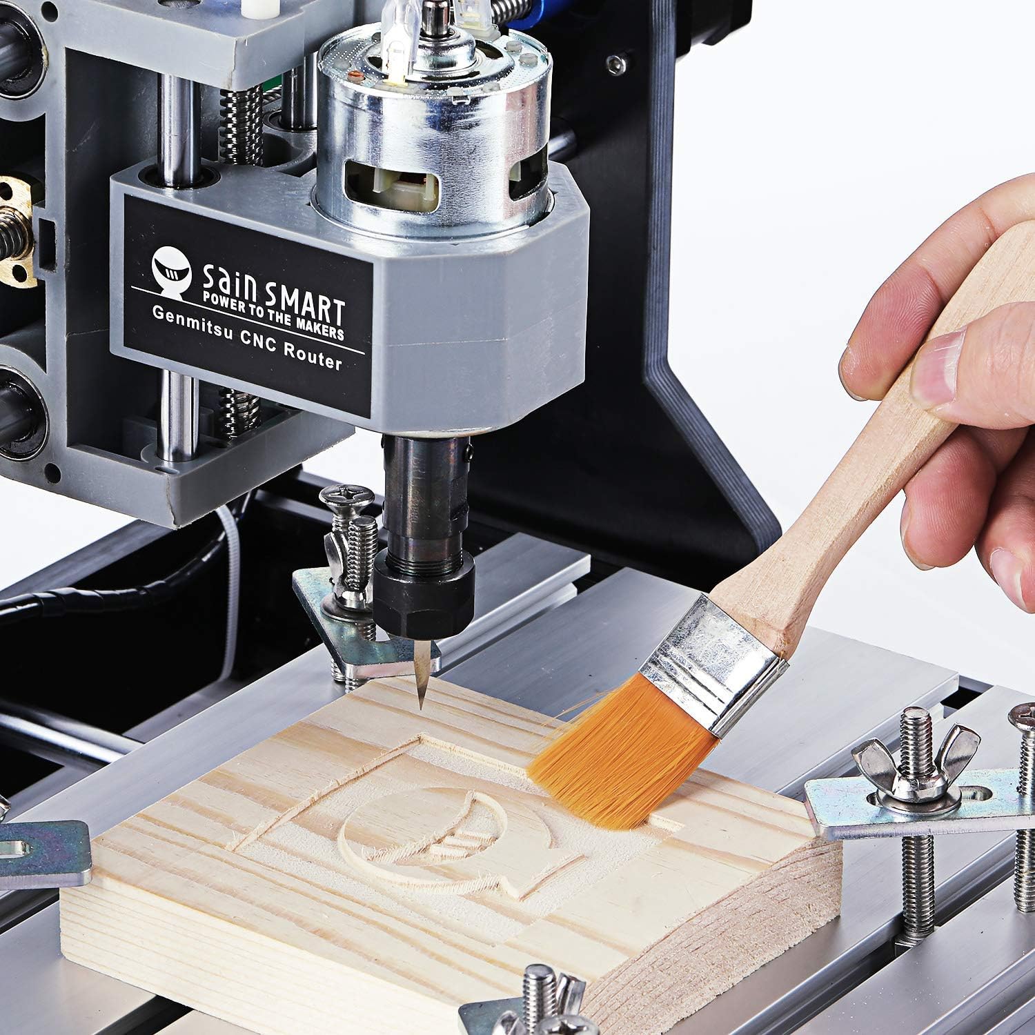 Genmitsu 3018-PRO compact work area for small projects