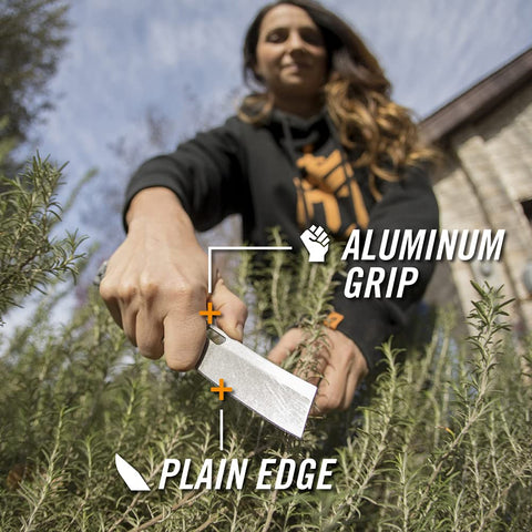 Gerber Flatiron aluminum handle delivers lightweight durability.
