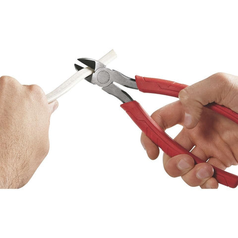 Gerrit flush cut jaws deliver clean, snag-free wire trimming.
