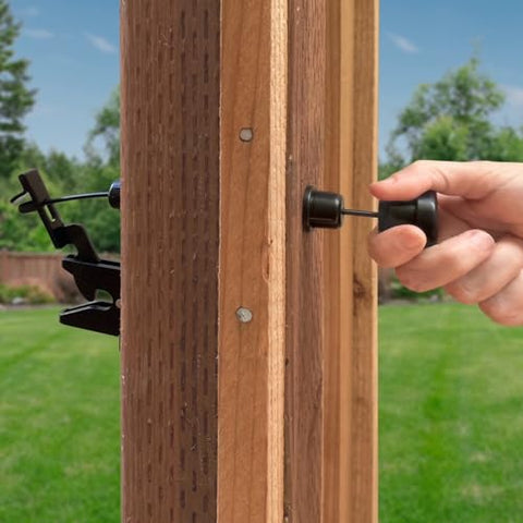 GH Gate Latch universal fit supports wood, vinyl, and metal fences