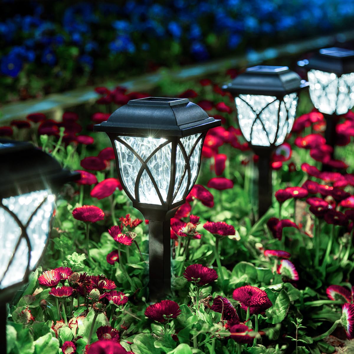 GIGALUMI solar lights illuminate walkways with a water-ripple pattern for charming evenings.
