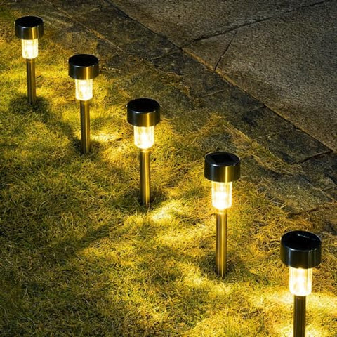 GIGALUMI weatherproof yard light suitable for gardens and borders
