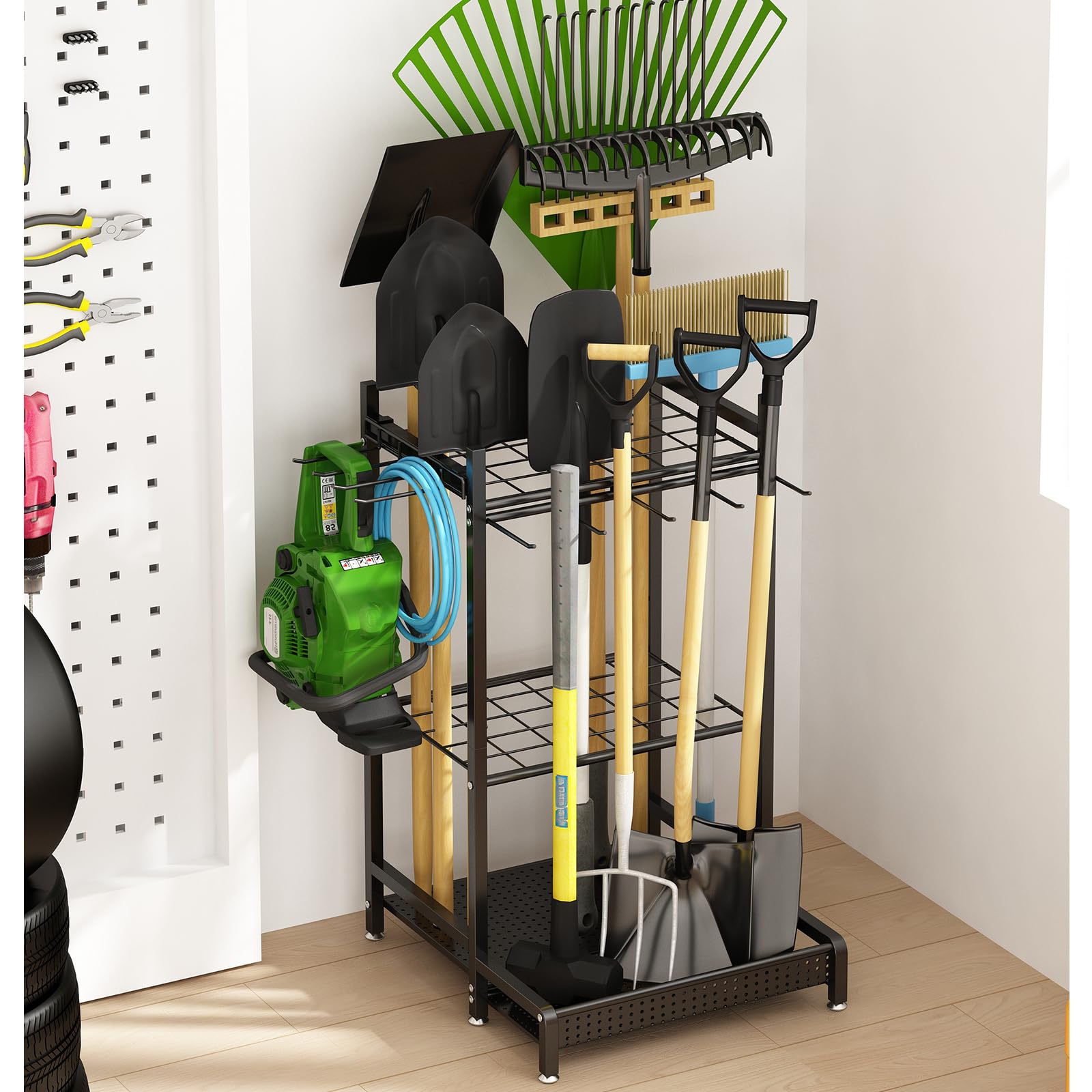GILLAS easy-assembly tool rack installed in a garage