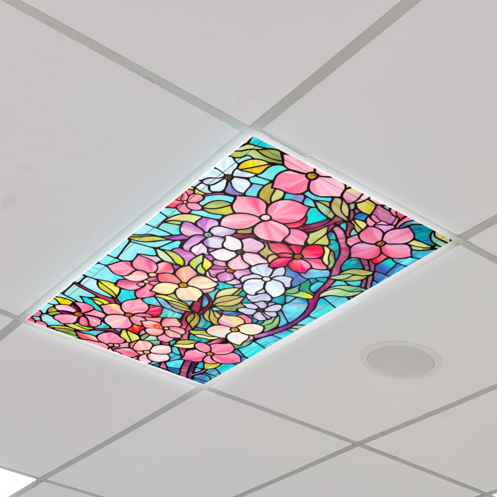 Glooglitter magnetic attachment system enables screw-free ceiling mounting