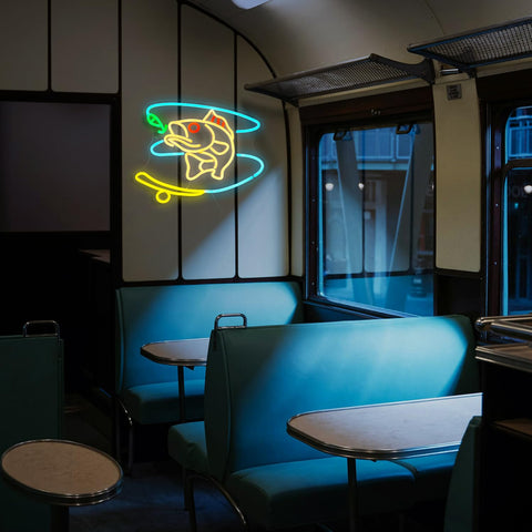 GNVETZLL neon sign ideal for shop windows and yachts.