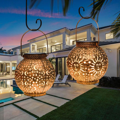 Go2garden two-lantern package offers versatile garden lighting.